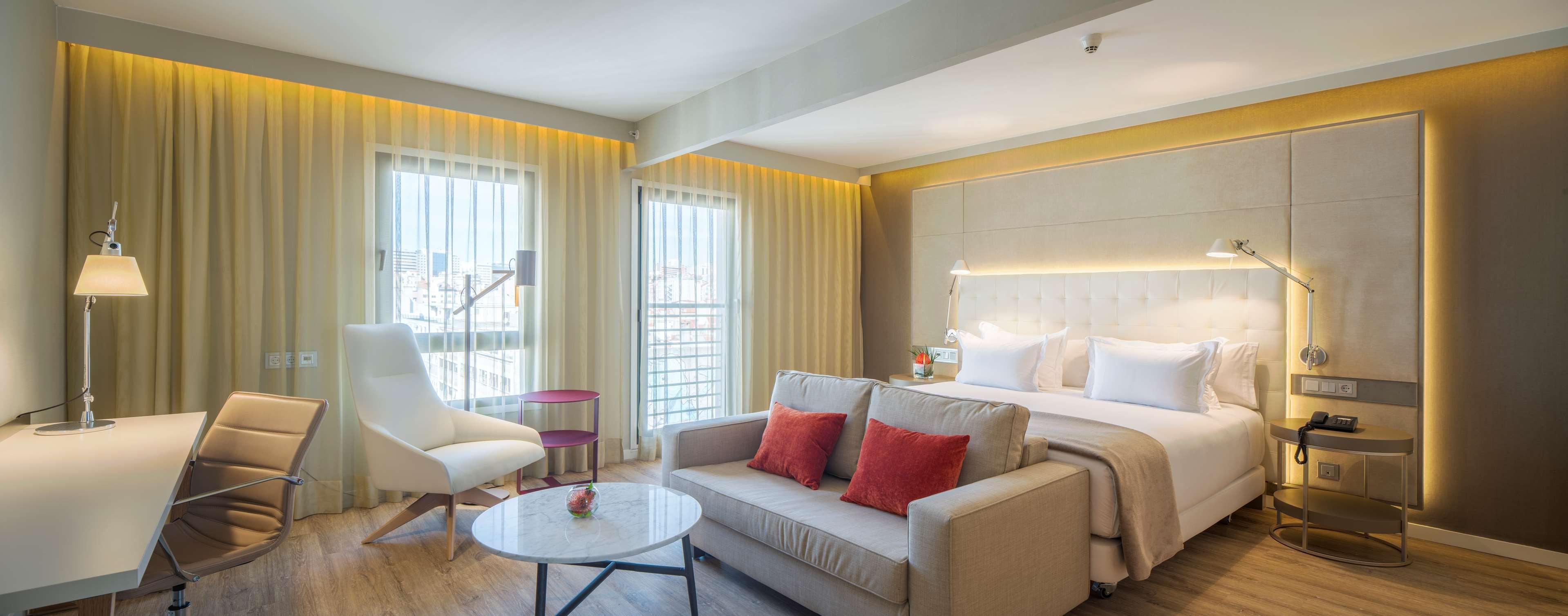 Nh Collection Lisboa Liberdade Hotel Exterior photo