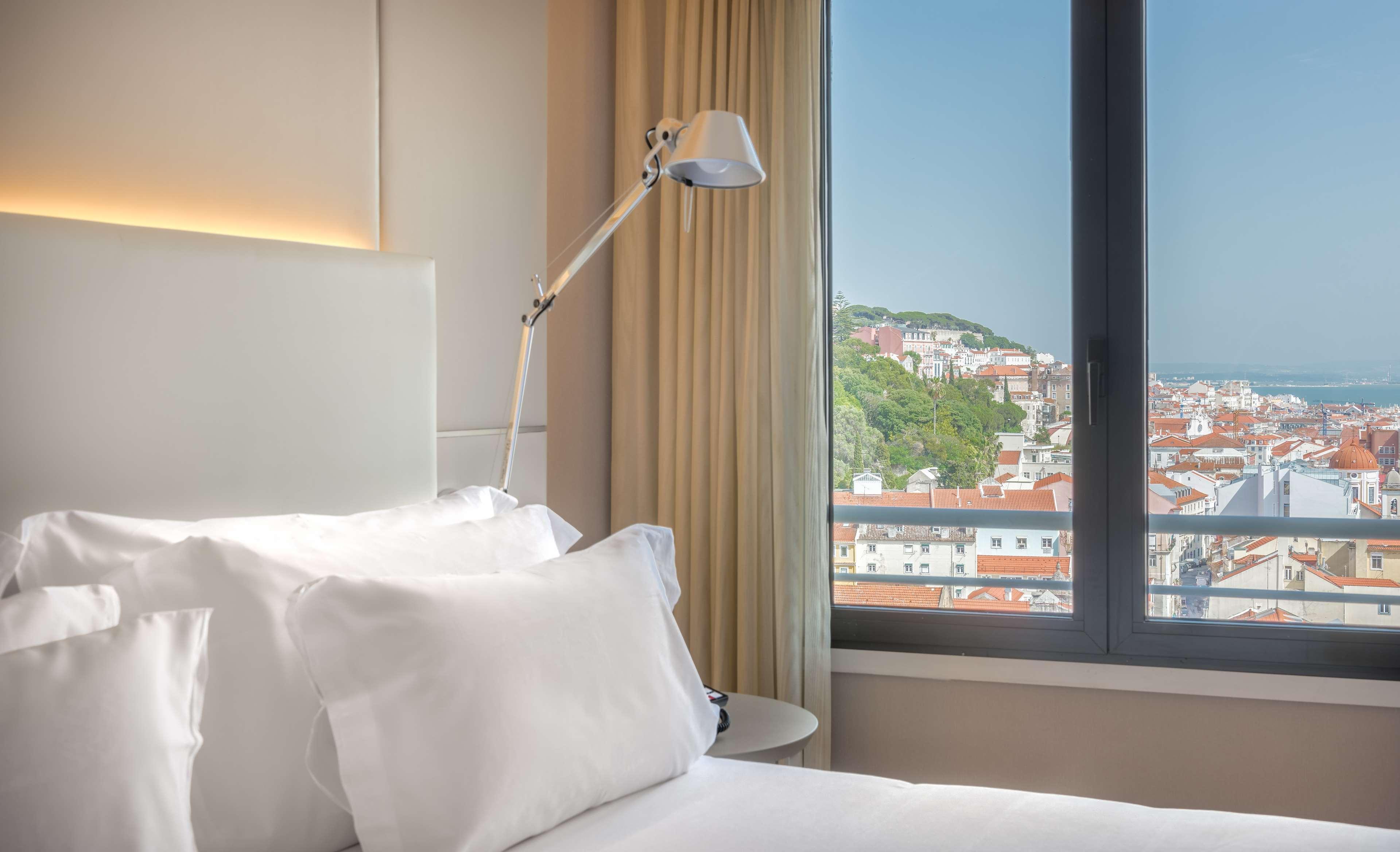 Nh Collection Lisboa Liberdade Hotel Exterior photo